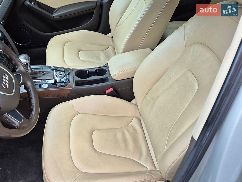 Седан Audi A4 2013 в Киеве