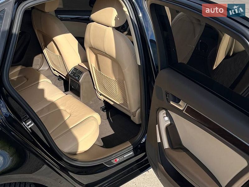 Седан Audi A4 2015 в Ковелі