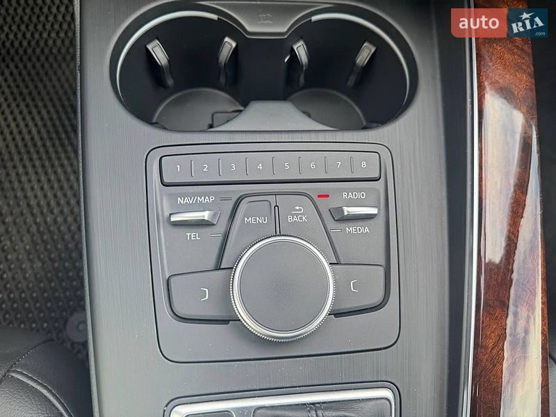 Седан Audi A4 2019 в Киеве