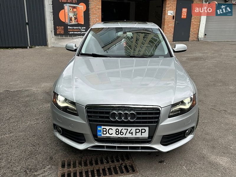 Седан Audi A4 2011 в Киеве