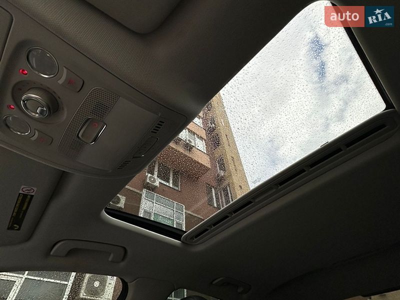 Седан Audi A4 2011 в Киеве
