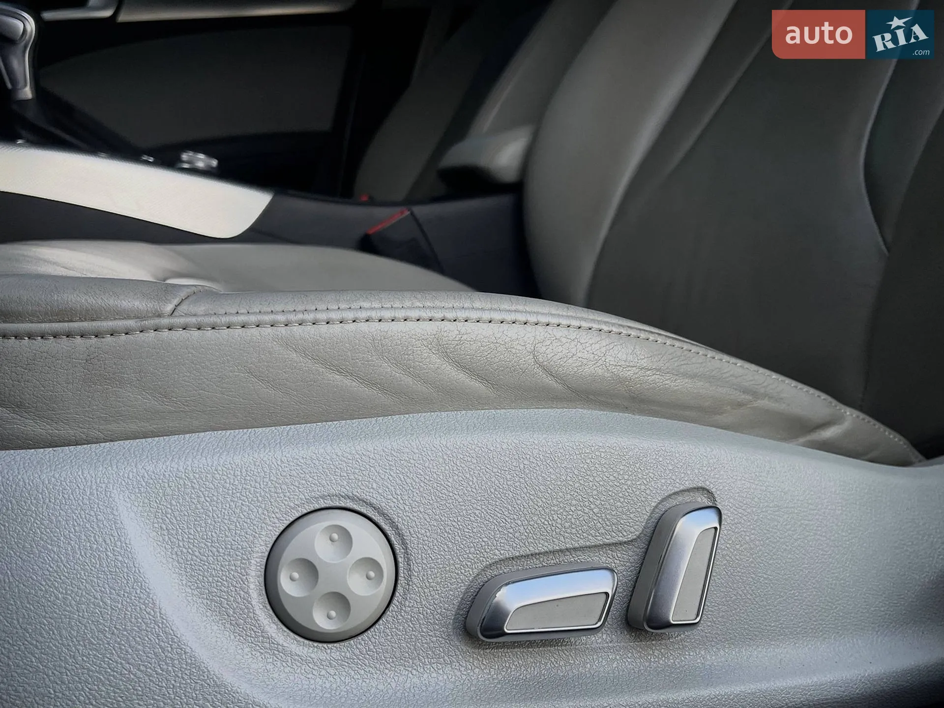 2015 Audi A4 - мініатюра 10