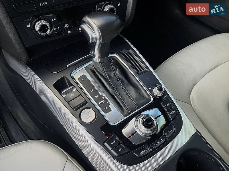 Седан Audi A4 2015 в Николаеве