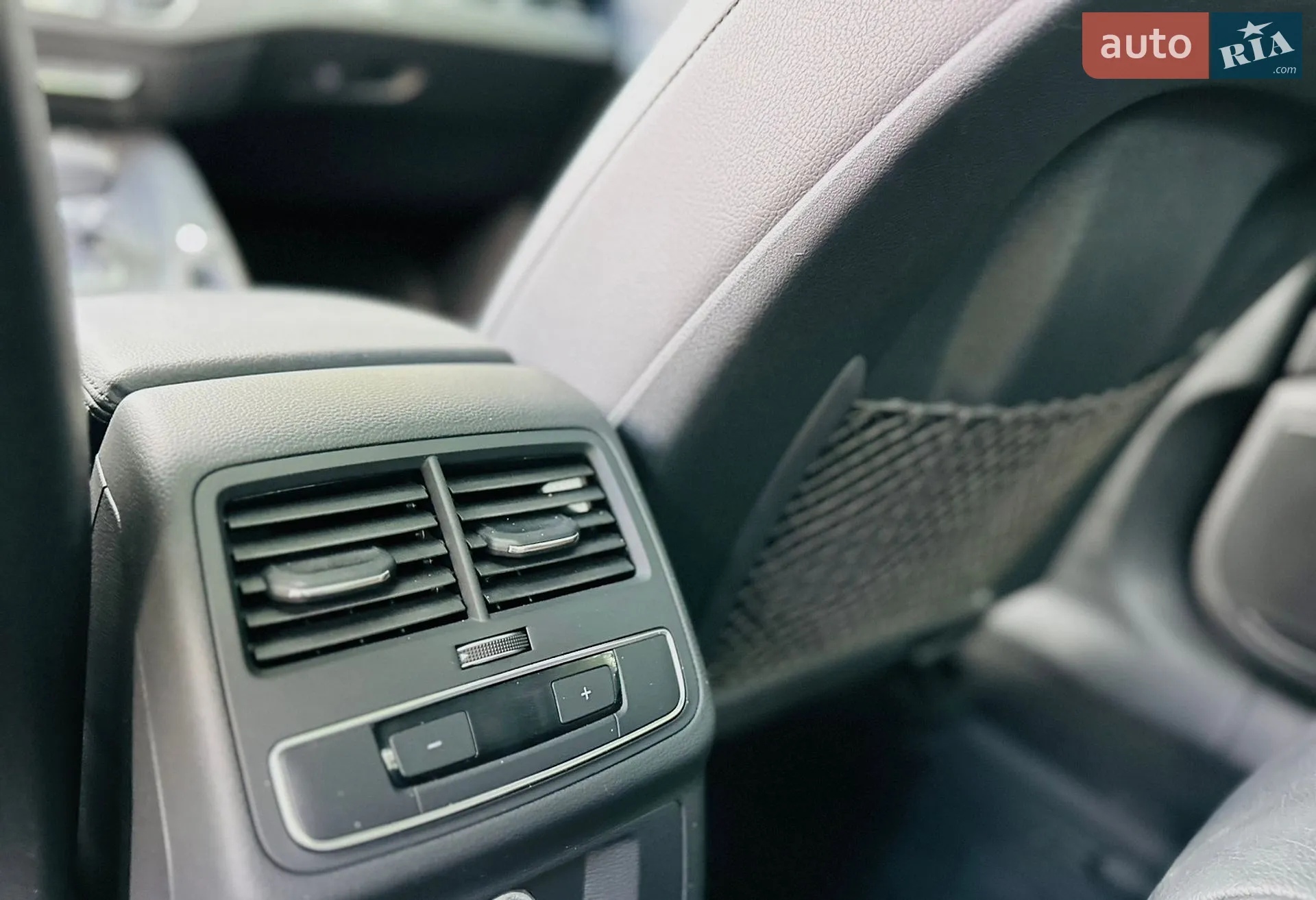 2016 Audi A4 - мініатюра 30