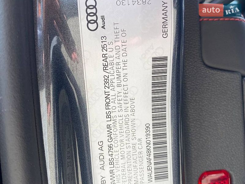 Седан Audi A4 2019 в Львове