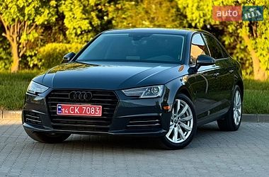 Седан Audi A4 2017 в Львове
