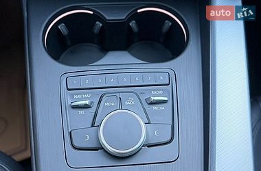 Седан Audi A4 2017 в Львове