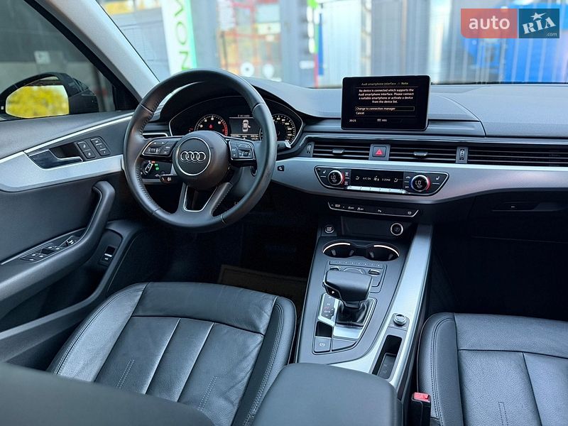 Седан Audi A4 2017 в Львове
