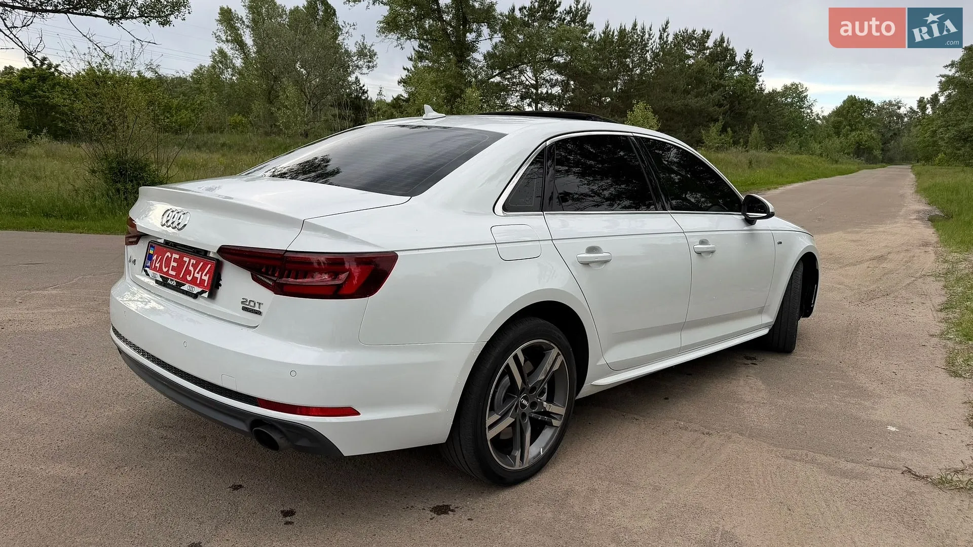 2017 Audi A4 - мініатюра 2