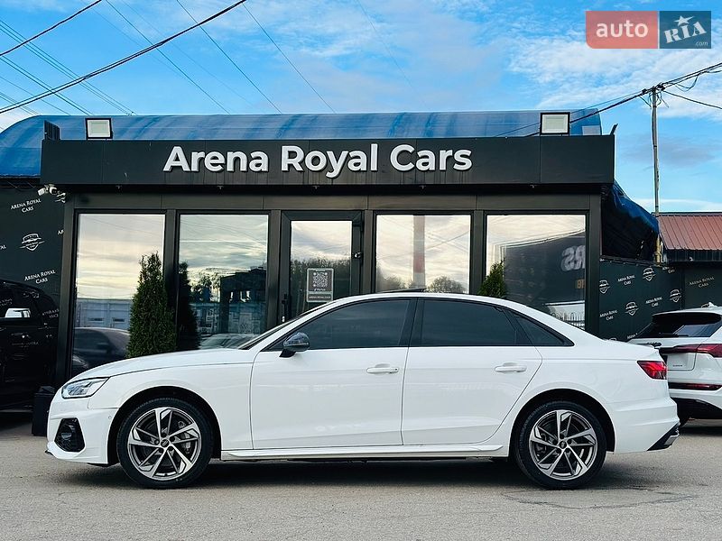 Седан Audi A4 2022 в Харькове