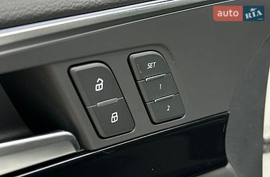 Седан Audi A4 2022 в Харькове
