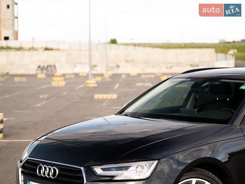 Универсал Audi A4 2017 в Львове