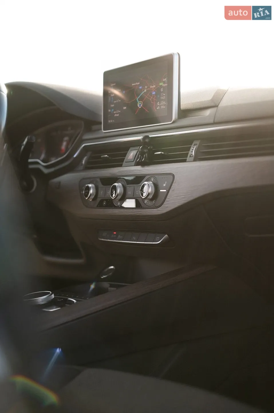 2017 Audi A4 - мініатюра 20