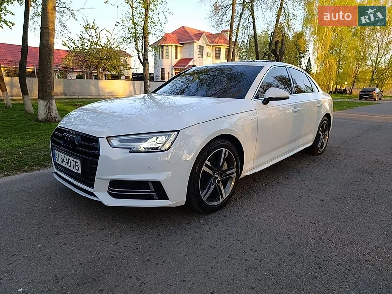 Audi A4 2017 VIN WAUENAF49JA033725 фото оголошення 2 з 65