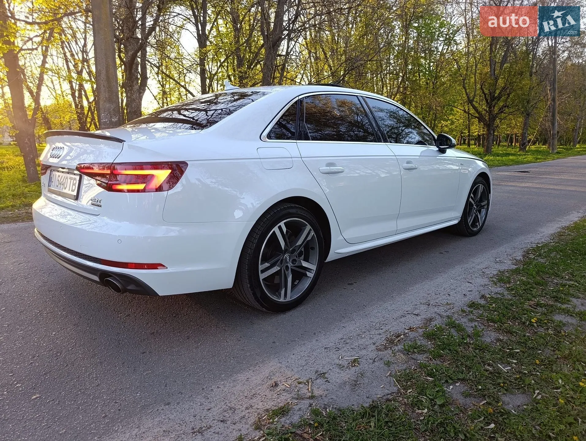 2017 Audi A4 - мініатюра 6