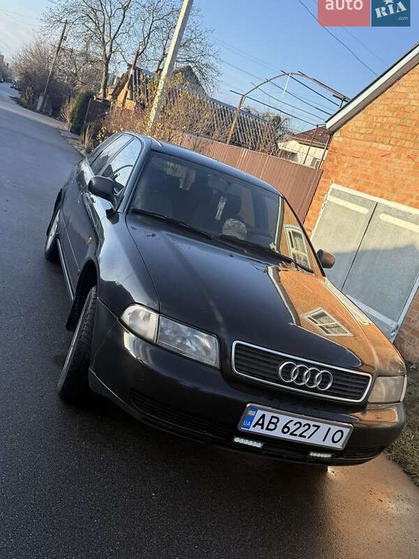 Универсал Audi A4 1998 в Калиновке