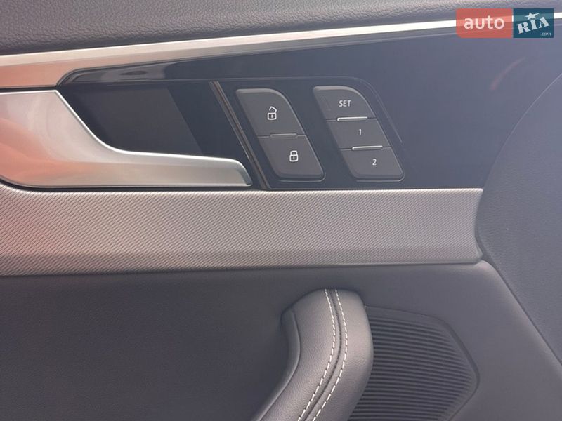 Седан Audi A4 2023 в Виноградове