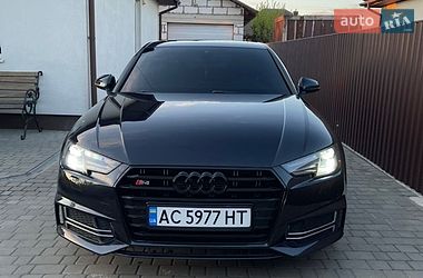 Седан Audi A4 2017 в Луцьку