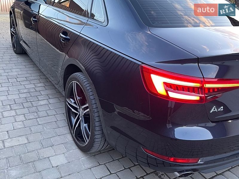Седан Audi A4 2017 в Луцке