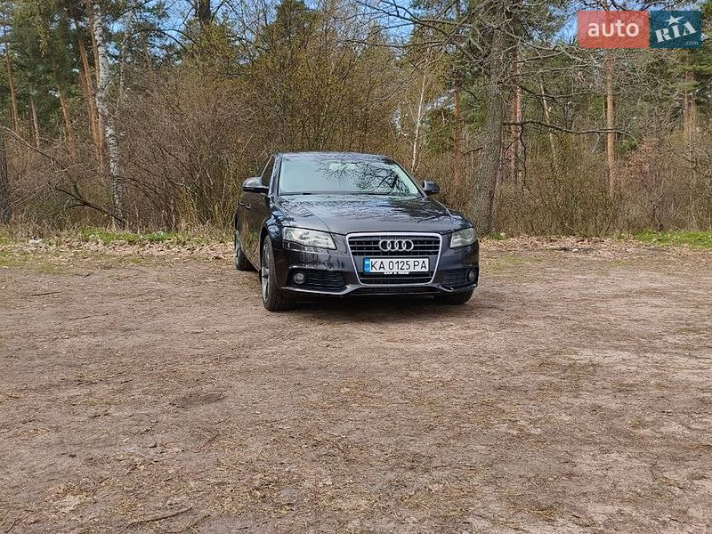 Седан Audi A4 2009 в Києві