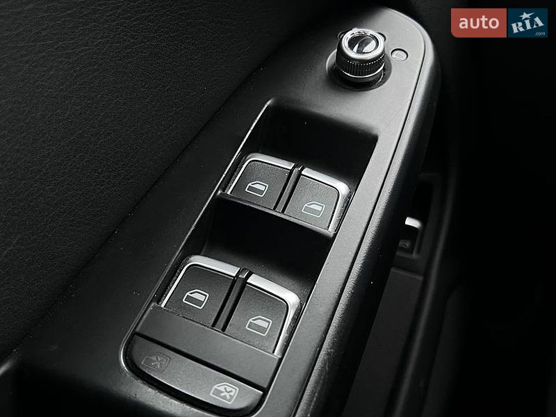 Седан Audi A4 2015 в Києві