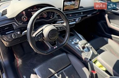 Седан Audi A4 2017 в Ивано-Франковске