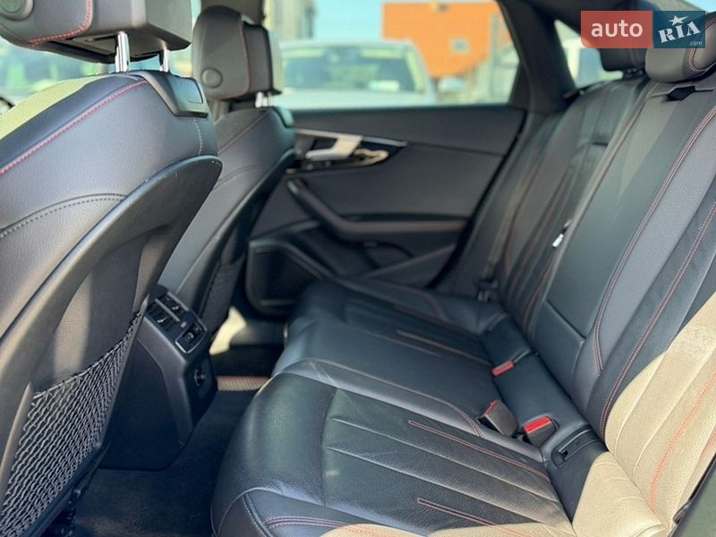 Седан Audi A4 2017 в Ивано-Франковске