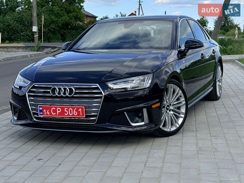 Седан Audi A4 2019 в Львові