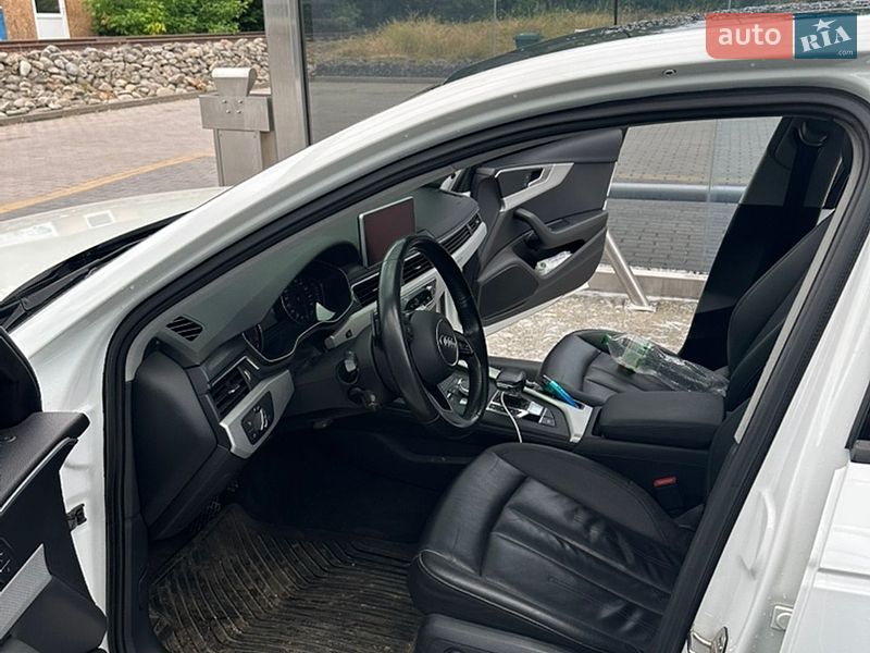 Седан Audi A4 2017 в Івано-Франківську