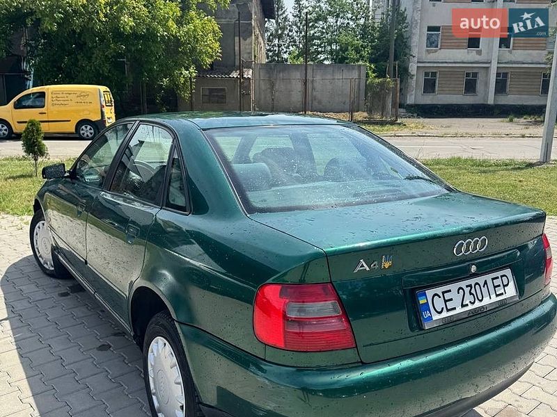 Седан Audi A4 1997 в Чернівцях