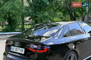 Седан Audi A4 2014 в Харкові