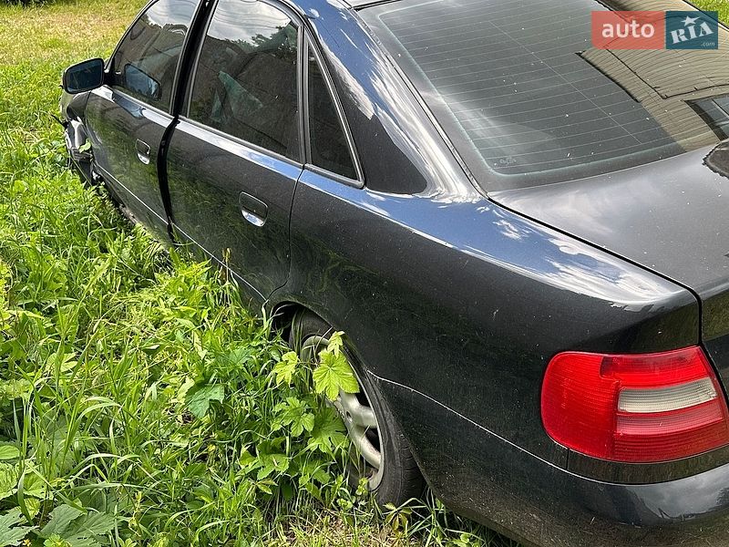 Седан Audi A4 1999 в Чернігові