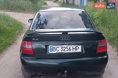 Седан Audi A4 1997 в Бродах