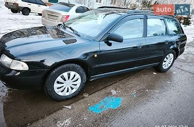 Универсал Audi A4 1997 в Свессе