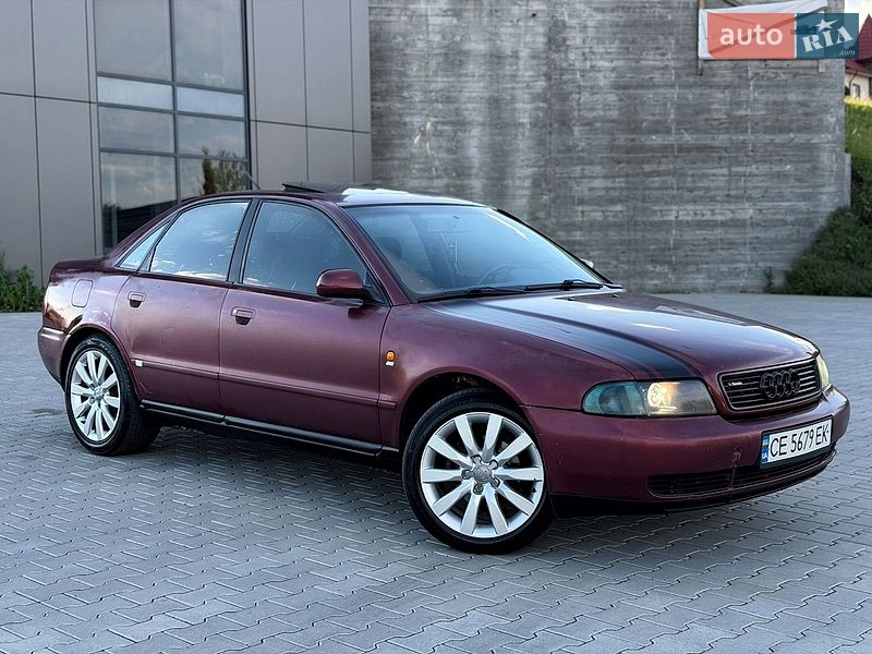 Седан Audi A4 1998 в Черновцах