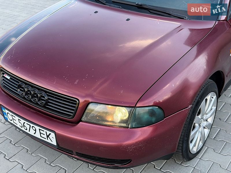 Седан Audi A4 1998 в Черновцах