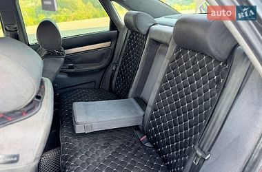 Седан Audi A4 1998 в Черновцах