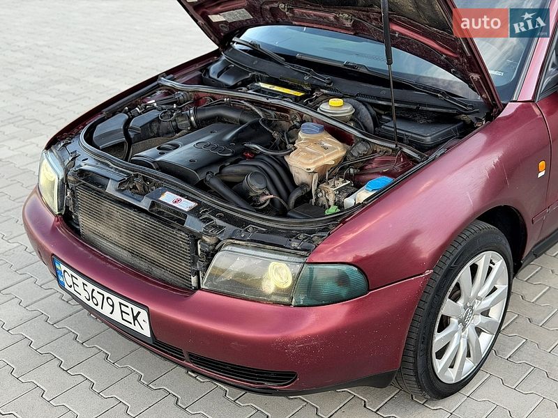 Седан Audi A4 1998 в Черновцах