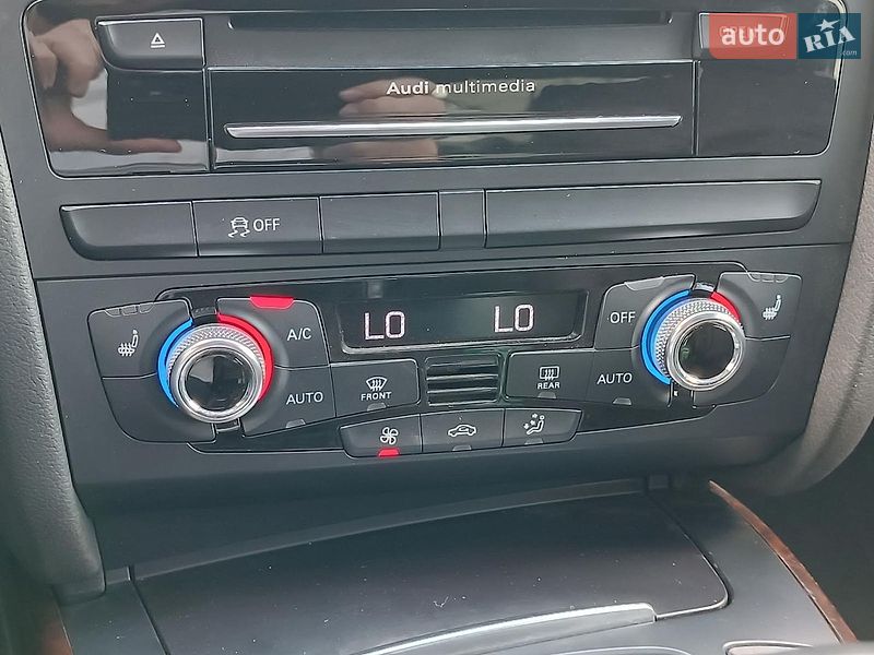 Седан Audi A4 2015 в Харкові