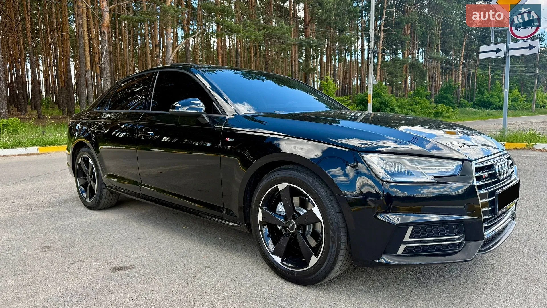 2017 Audi A4 - мініатюра 2