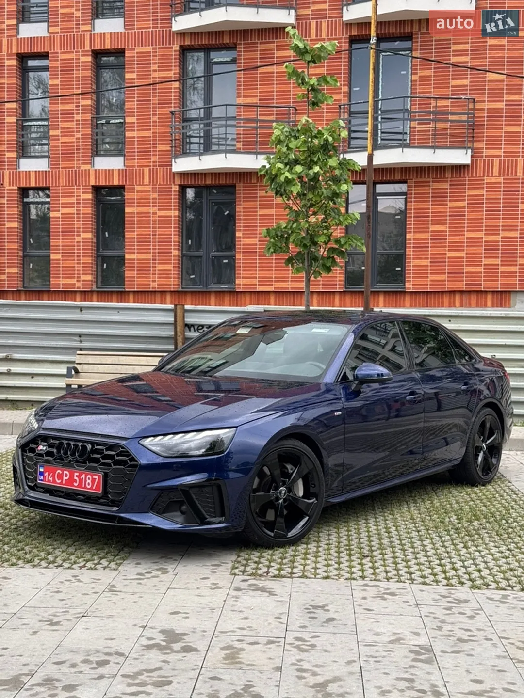 2020 Audi A4 - фото 1