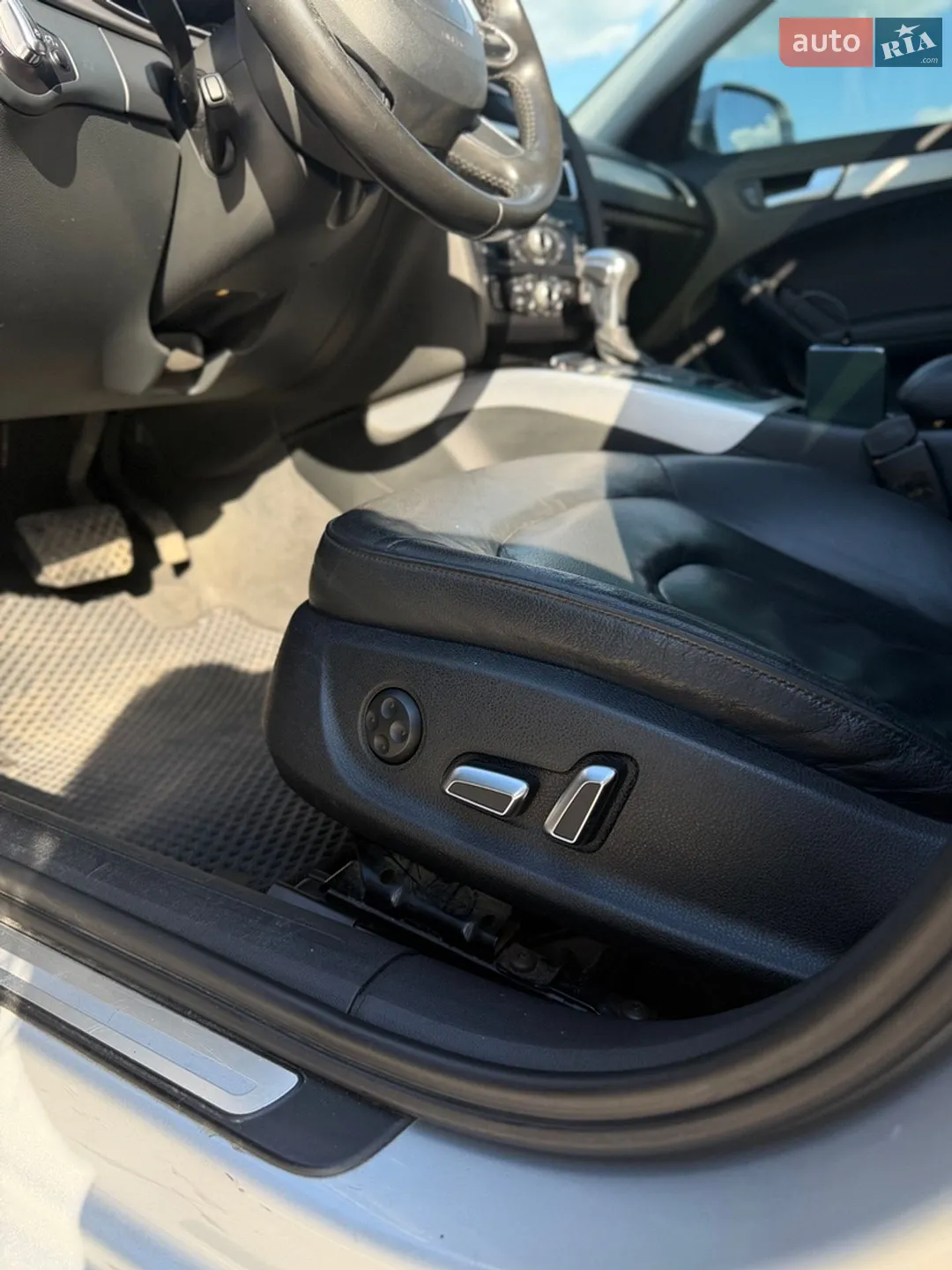 2012 Audi A4 - мініатюра 17