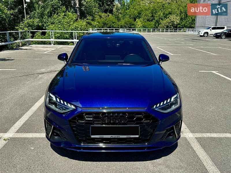 Седан Audi A4 2020 в Києві