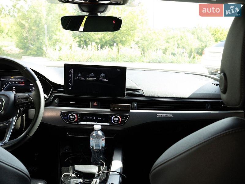 Седан Audi A4 2022 в Вінниці