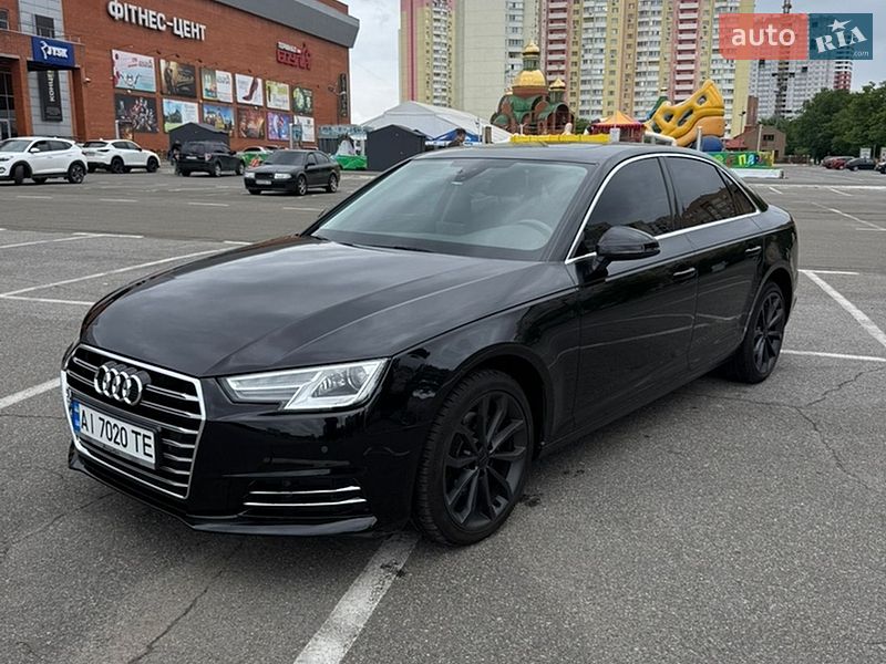 Седан Audi A4 2019 в Киеве