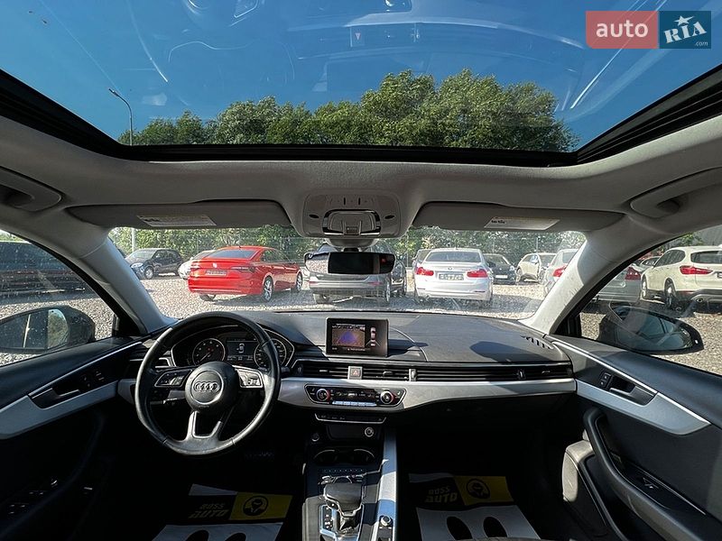 Седан Audi A4 2016 в Львові