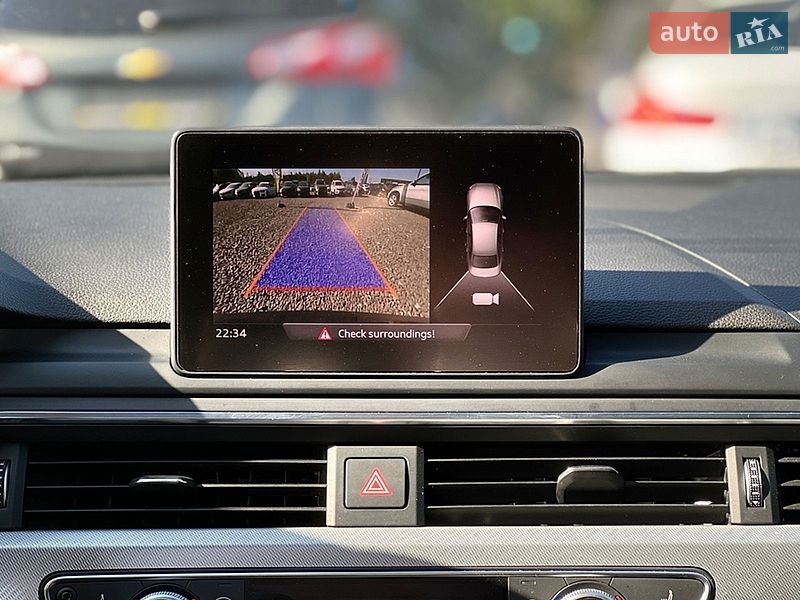 Седан Audi A4 2016 в Львові