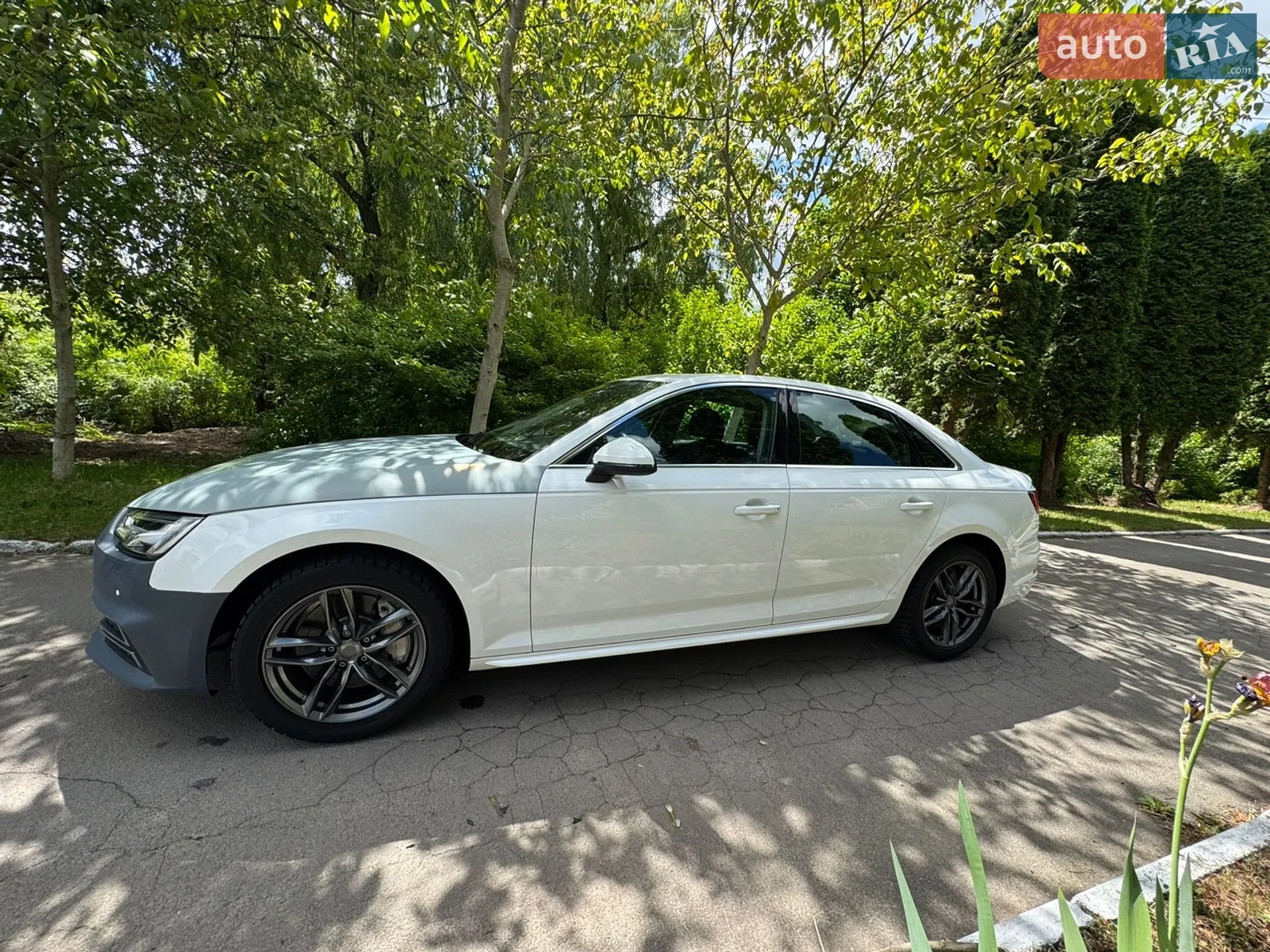 2017 Audi A4 - мініатюра 2