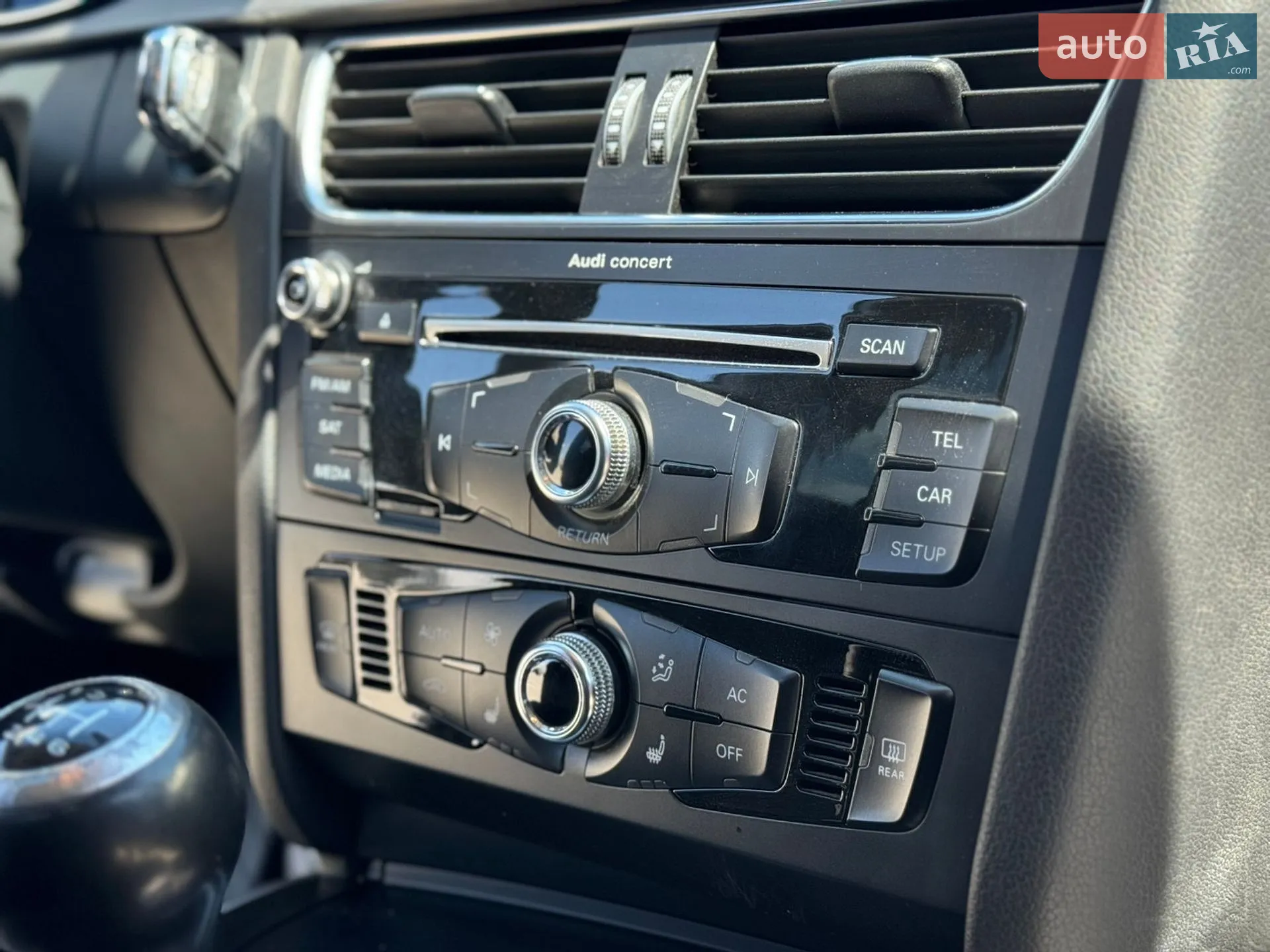 2013 Audi A4 - мініатюра 11
