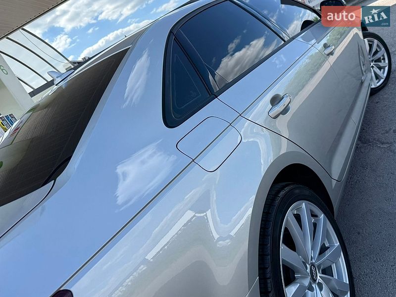 Седан Audi A4 2017 в Дрогобичі